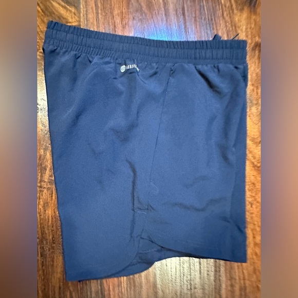 NWT! ADIDAS Mens AEROREADY DESIGNED FOR MOVEMENT SHORTS 7" Legend Ink - Picture 7 of 9